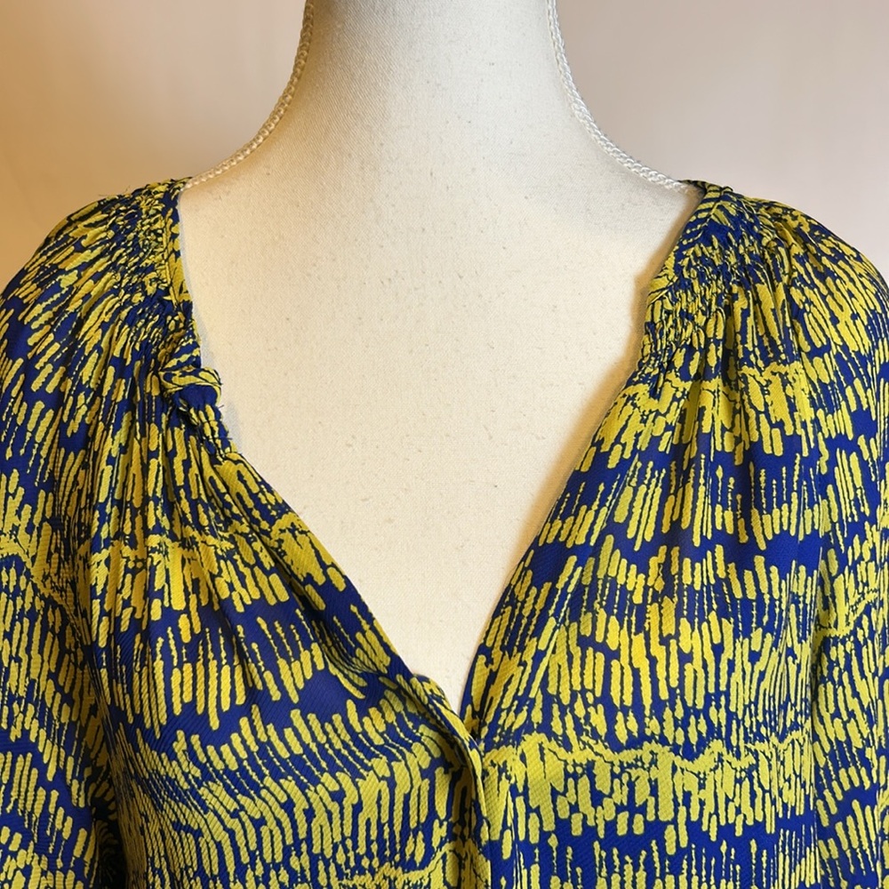 Shoshanna | Silk Chartreuse and Purple 3/4 Sleeve Shift Dress | Size 6 - Picture 5 of 17